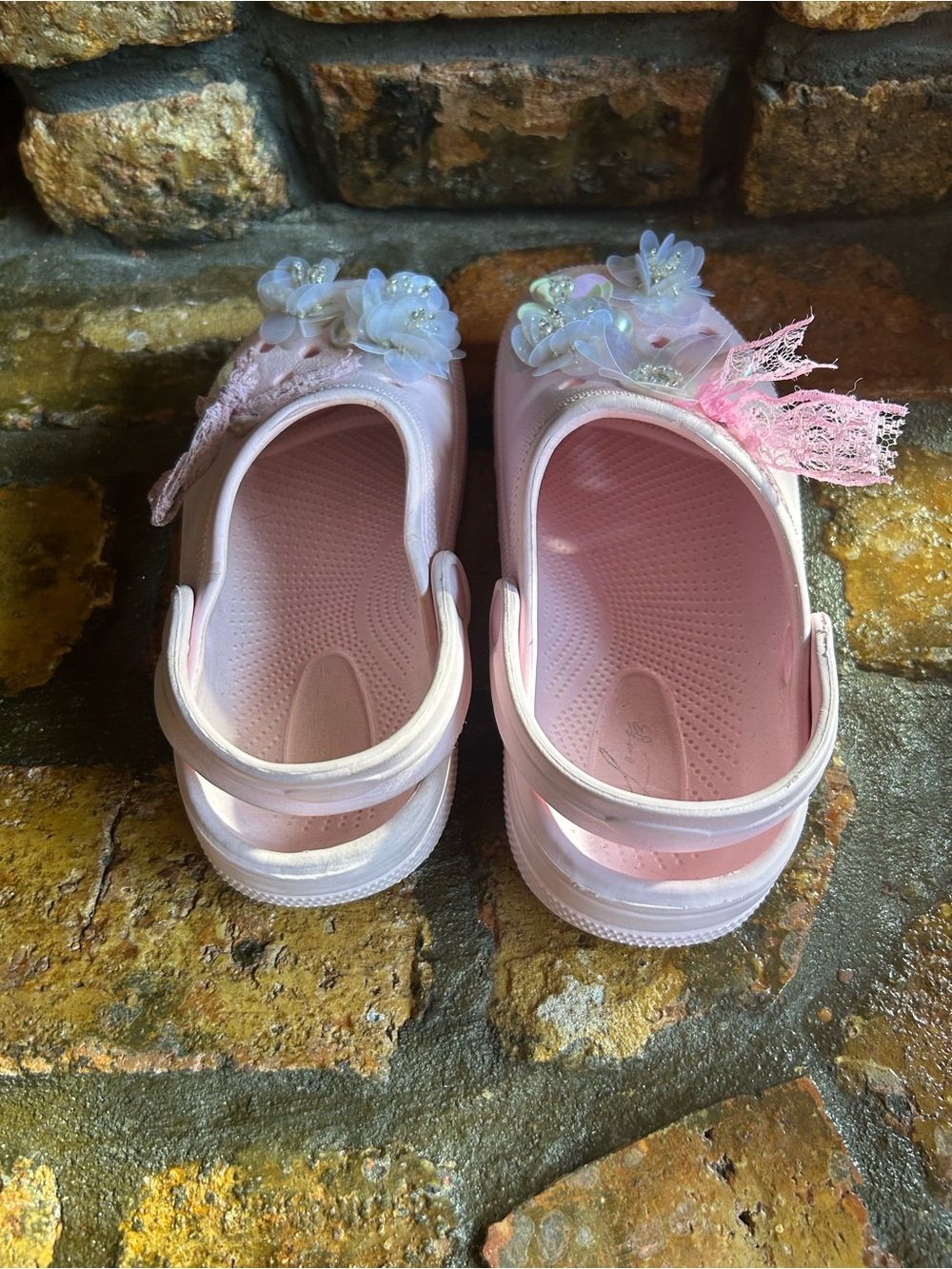 Crocs sandals. - Picture 4 of 5